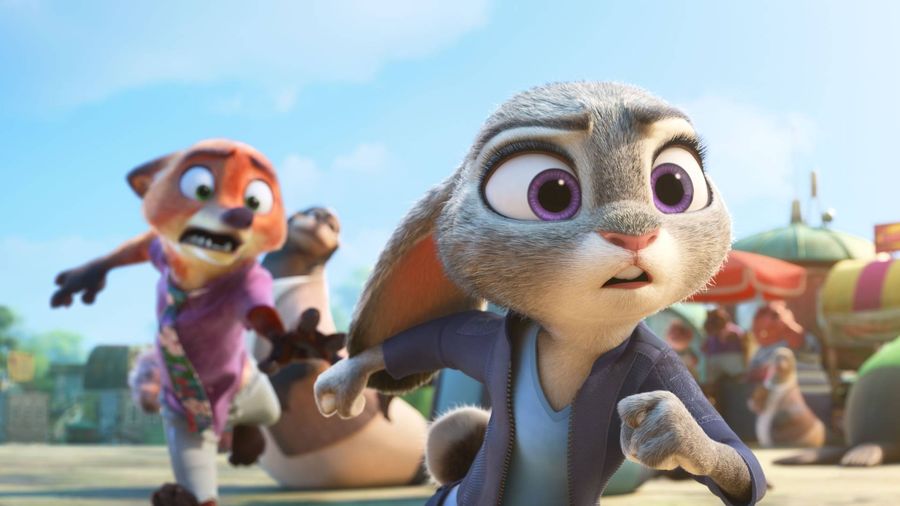 Judy Hopps et Nick Wilde courent dans les rues de Zootopie